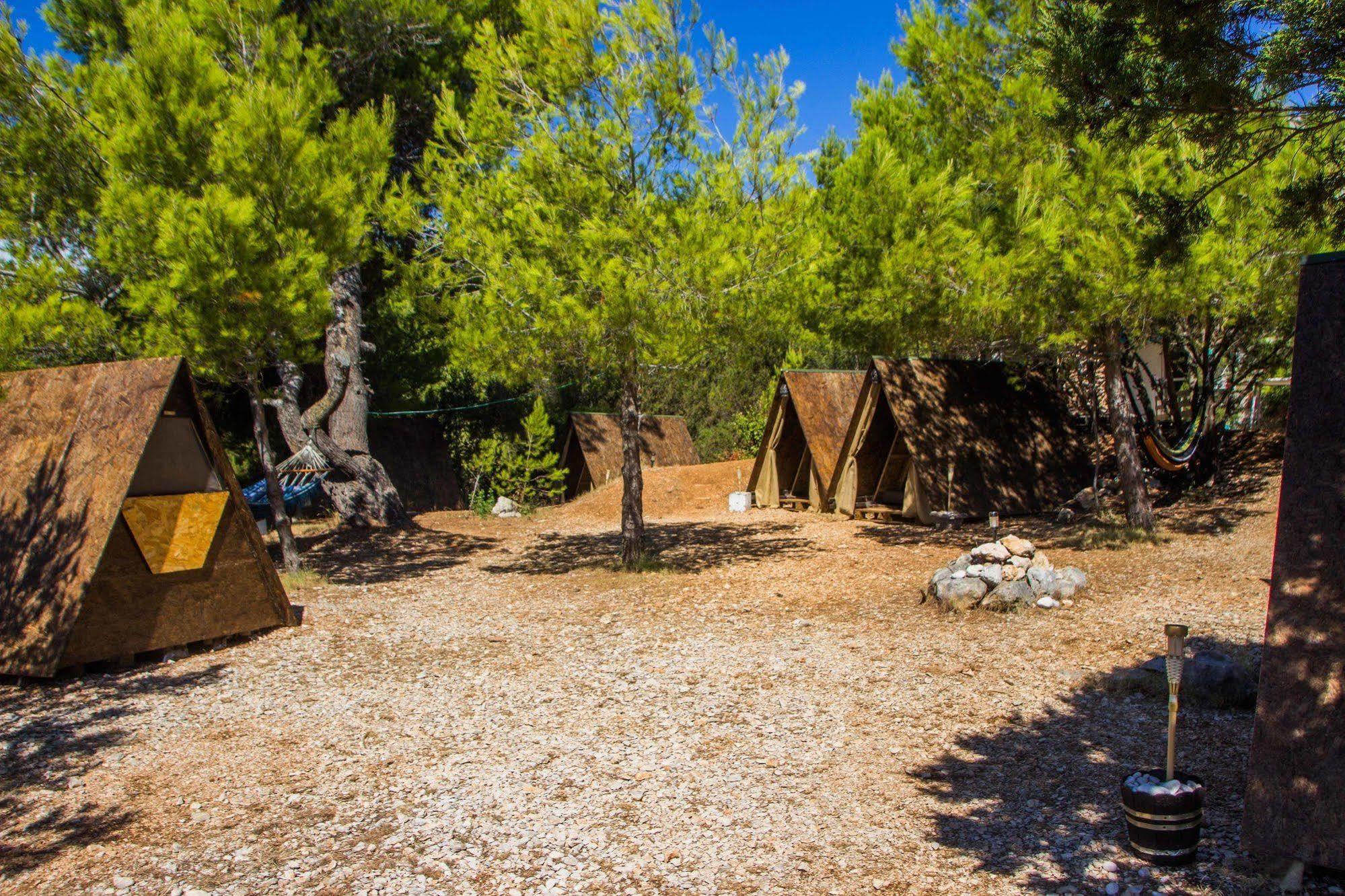 Cast Away - Eco Resort Zavala Εξωτερικό φωτογραφία